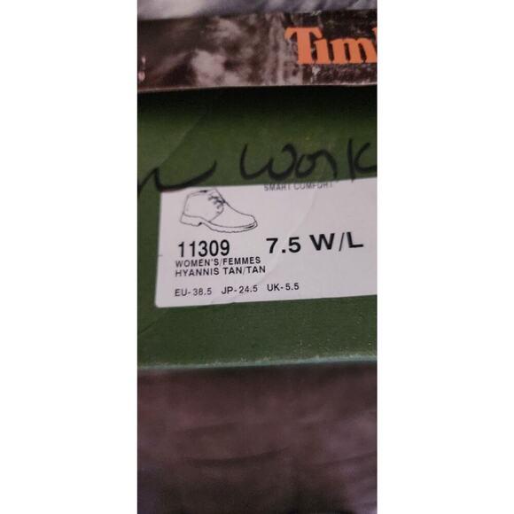 Timberland Hyannis Chukka Boots Size 7.5W Wide NIB Womens - Picture 5 of 5